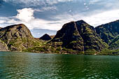 Norvegia, la regione dei fiordi, vedute durante la gita in battello lungo l'Aurlandsfjord e il Noeroyfjord. 